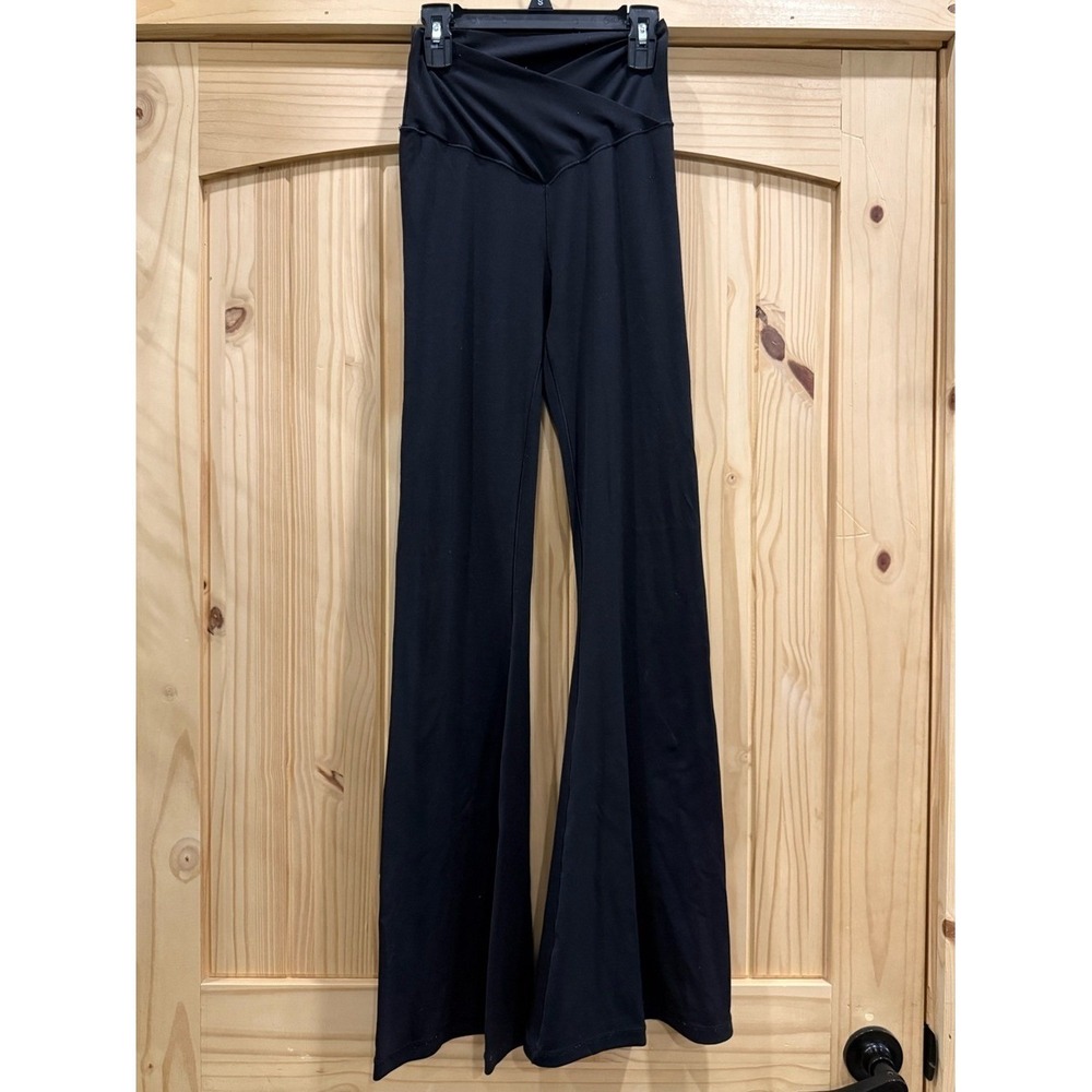 OFFLINE by Aerie Real Me Crossover High Rise Flare Leggings Black Size M